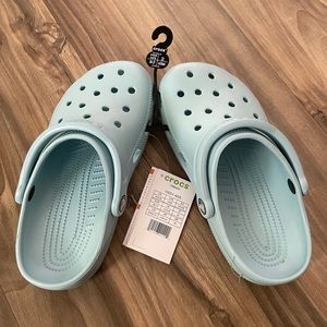 NWT Crocs
